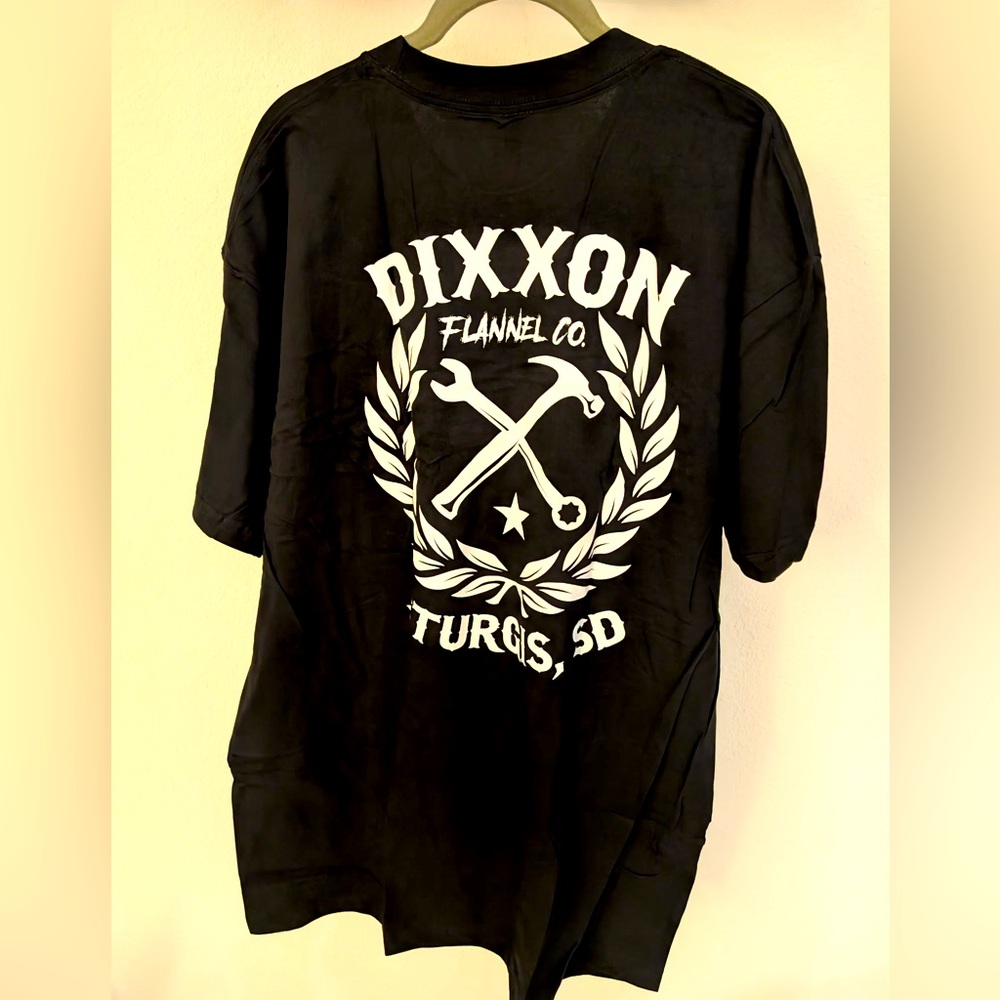 DIXXON Sturgis SD Sketchy Crest Black Men's Tee Biker Retro Moto NEW XL